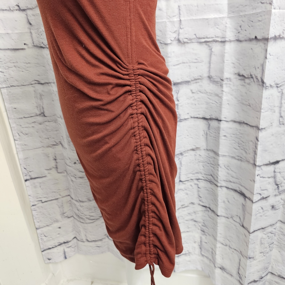 Old Navy UltraLite Racerback Rib-Knit Ruched Dress Size S - Picture 6 of 14